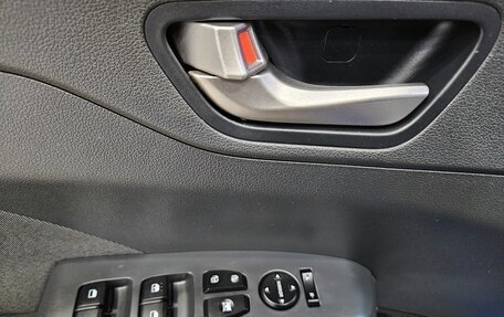 Hyundai Solaris II рестайлинг, 2019 год, 1 399 000 рублей, 17 фотография