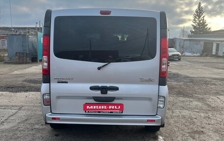 Renault Trafic, 2012 год, 2 890 000 рублей, 4 фотография