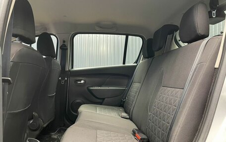 Renault Sandero II рестайлинг, 2017 год, 997 000 рублей, 17 фотография