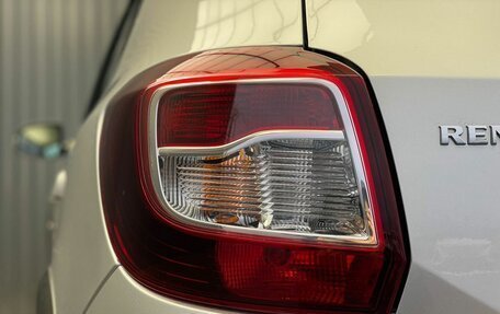 Renault Sandero II рестайлинг, 2017 год, 997 000 рублей, 27 фотография