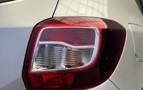 Renault Sandero II рестайлинг, 2017 год, 997 000 рублей, 28 фотография