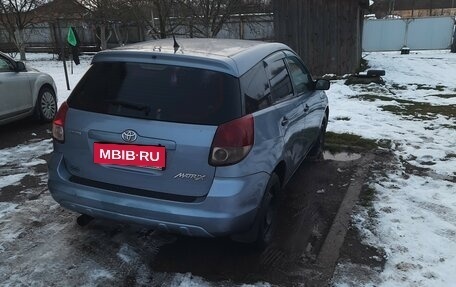 Toyota Matrix, 2003 год, 420 000 рублей, 4 фотография