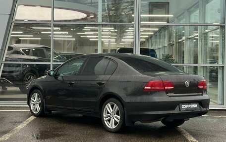 Volkswagen Passat B7, 2011 год, 860 000 рублей, 2 фотография