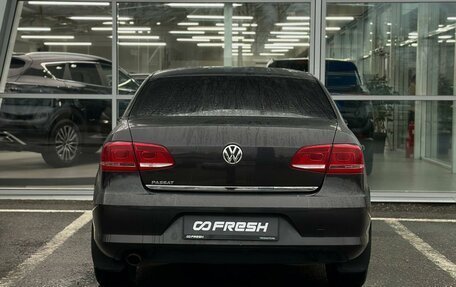 Volkswagen Passat B7, 2011 год, 860 000 рублей, 4 фотография