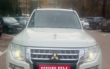 Mitsubishi Pajero IV, 2020 год, 3 300 000 рублей, 1 фотография