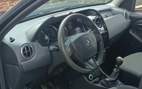 Renault Duster I рестайлинг, 2017 год, 1 290 000 рублей, 11 фотография