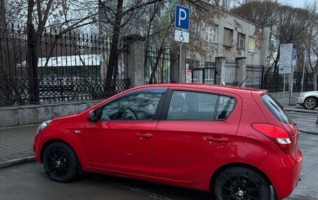 Hyundai i20 IB рестайлинг, 2010 год, 700 000 рублей, 9 фотография