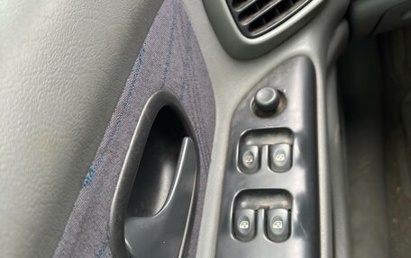 Renault Laguna II, 2000 год, 185 000 рублей, 9 фотография