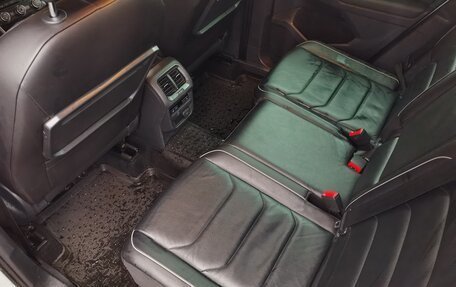 Volkswagen Tiguan II, 2017 год, 1 950 000 рублей, 12 фотография