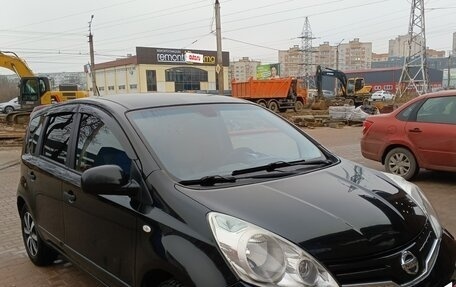 Nissan Note II рестайлинг, 2011 год, 735 000 рублей, 2 фотография