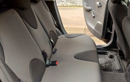 Nissan Note II рестайлинг, 2011 год, 735 000 рублей, 26 фотография