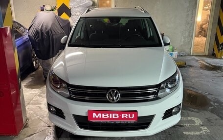 Volkswagen Tiguan I, 2016 год, 2 199 000 рублей, 18 фотография