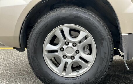 Toyota Land Cruiser Prado 120 рестайлинг, 2008 год, 2 400 000 рублей, 7 фотография