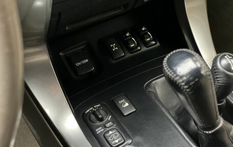 Toyota Land Cruiser Prado 120 рестайлинг, 2008 год, 2 400 000 рублей, 19 фотография