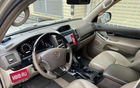 Toyota Land Cruiser Prado 120 рестайлинг, 2008 год, 2 400 000 рублей, 13 фотография