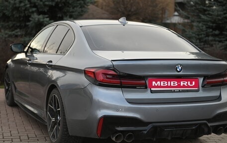 BMW 5 серия, 2018 год, 3 200 000 рублей, 15 фотография