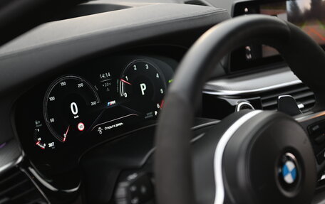 BMW 5 серия, 2018 год, 3 200 000 рублей, 22 фотография