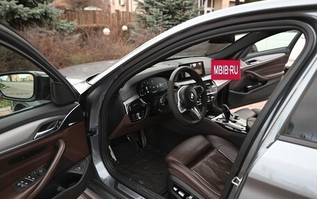 BMW 5 серия, 2018 год, 3 200 000 рублей, 20 фотография