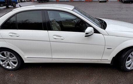 Mercedes-Benz C-Класс, 2009 год, 1 100 000 рублей, 4 фотография