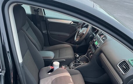 Volkswagen Golf VI, 2011 год, 700 000 рублей, 12 фотография