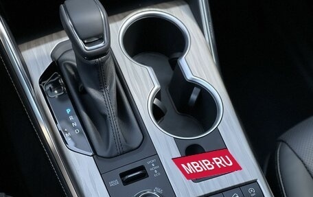 Toyota Highlander, 2024 год, 5 950 000 рублей, 26 фотография