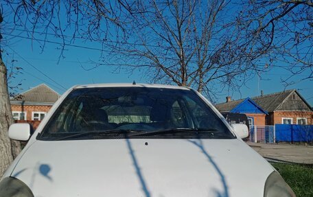 Toyota Vitz, 2001 год, 249 000 рублей, 2 фотография