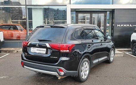 Mitsubishi Outlander III рестайлинг 3, 2015 год, 1 699 000 рублей, 5 фотография