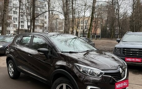 Renault Kaptur I рестайлинг, 2017 год, 1 700 000 рублей, 1 фотография