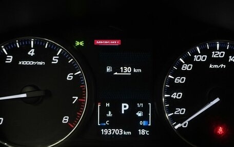 Mitsubishi Outlander III рестайлинг 3, 2018 год, 1 863 000 рублей, 15 фотография