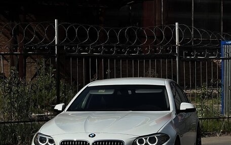 BMW 5 серия, 2014 год, 1 950 000 рублей, 2 фотография