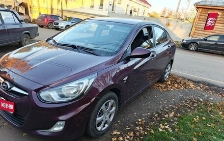 Hyundai Solaris II рестайлинг, 2012 год, 845 000 рублей, 1 фотография