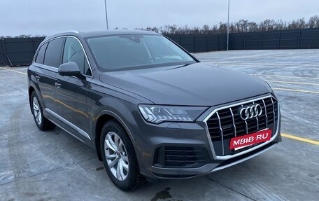 Audi Q7, 2022 год, 12 000 000 рублей, 2 фотография