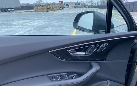 Audi Q7, 2022 год, 12 000 000 рублей, 15 фотография