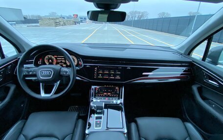 Audi Q7, 2022 год, 12 000 000 рублей, 14 фотография