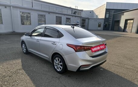 Hyundai Solaris II рестайлинг, 2017 год, 1 550 000 рублей, 2 фотография