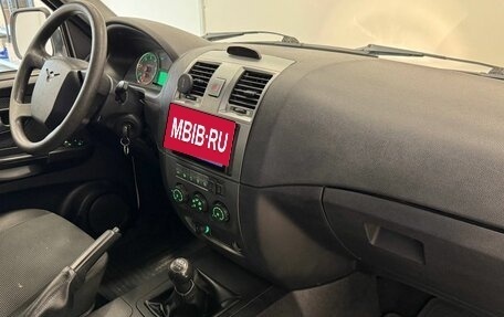 ЛуАЗ Patriot, 2015 год, 717 000 рублей, 13 фотография