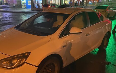 Opel Astra J, 2012 год, 625 000 рублей, 4 фотография