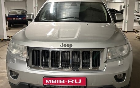 Jeep Grand Cherokee, 2011 год, 1 850 000 рублей, 3 фотография