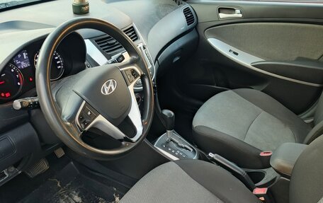 Hyundai Solaris II рестайлинг, 2012 год, 845 000 рублей, 15 фотография