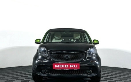 Smart Fortwo III, 2018 год, 1 400 000 рублей, 2 фотография