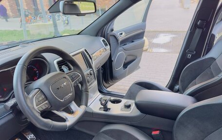 Jeep Grand Cherokee, 2013 год, 3 799 000 рублей, 17 фотография