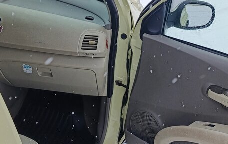 Nissan Micra III, 2004 год, 630 000 рублей, 28 фотография