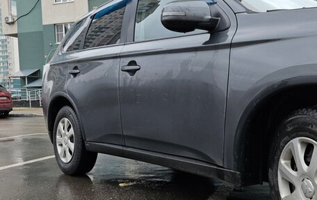 Mitsubishi Outlander III рестайлинг 3, 2014 год, 1 450 000 рублей, 3 фотография