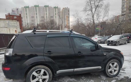 Mitsubishi Outlander III рестайлинг 3, 2007 год, 999 999 рублей, 1 фотография