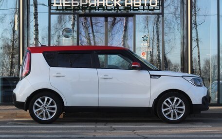 KIA Soul II рестайлинг, 2017 год, 1 459 000 рублей, 3 фотография