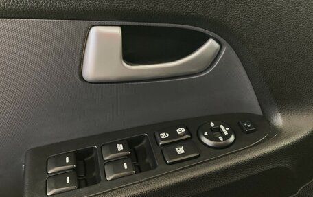 KIA Sportage III, 2011 год, 1 370 000 рублей, 10 фотография