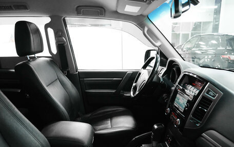 Mitsubishi Pajero IV, 2017 год, 3 000 000 рублей, 12 фотография