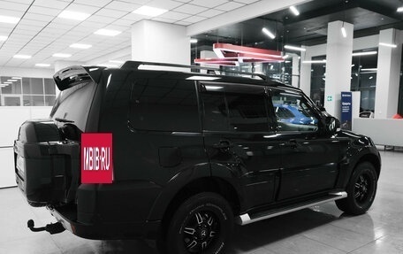 Mitsubishi Pajero IV, 2017 год, 3 000 000 рублей, 4 фотография