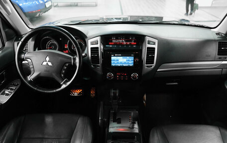 Mitsubishi Pajero IV, 2017 год, 3 000 000 рублей, 17 фотография