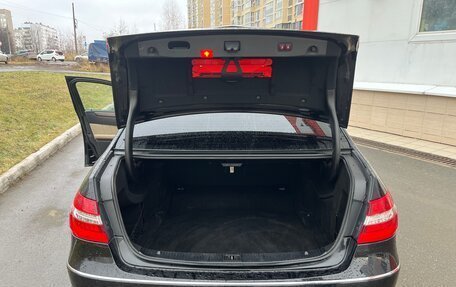 Mercedes-Benz E-Класс, 2011 год, 1 750 000 рублей, 17 фотография